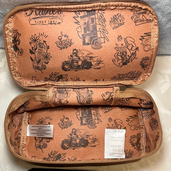 NWT Kiehl’s Cosmetic Makeup Bag Bundle Of Three - Picture 6 of 10
